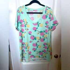 LulaRoe floral print v neck Christy t t shirt